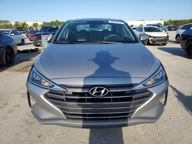 Photo 4 VIN: 5NPD74LFXLH608281 - HYUNDAI ELANTRA SE 