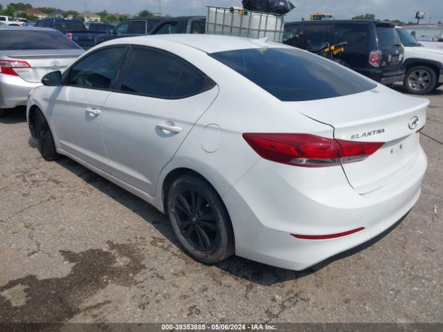 Photo 2 VIN: 5NPD84LF0HH007224 - HYUNDAI ELANTRA 