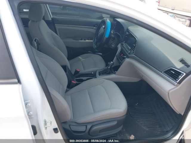 Photo 4 VIN: 5NPD84LF0HH007224 - HYUNDAI ELANTRA 