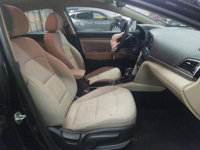 Photo 4 VIN: 5NPD84LF0HH010530 - HYUNDAI ELANTRA SE 