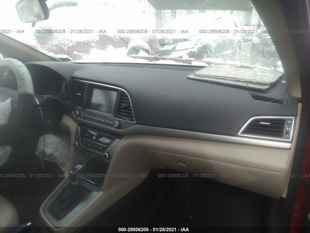 Photo 4 VIN: 5NPD84LF0HH010737 - HYUNDAI ELANTRA 