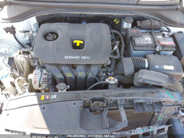 Photo 9 VIN: 5NPD84LF0HH011659 - HYUNDAI ELANTRA 