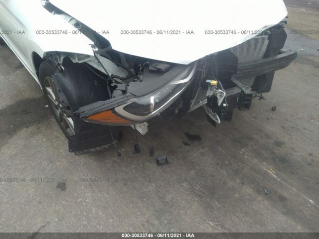 Photo 5 VIN: 5NPD84LF0HH014660 - HYUNDAI ELANTRA 