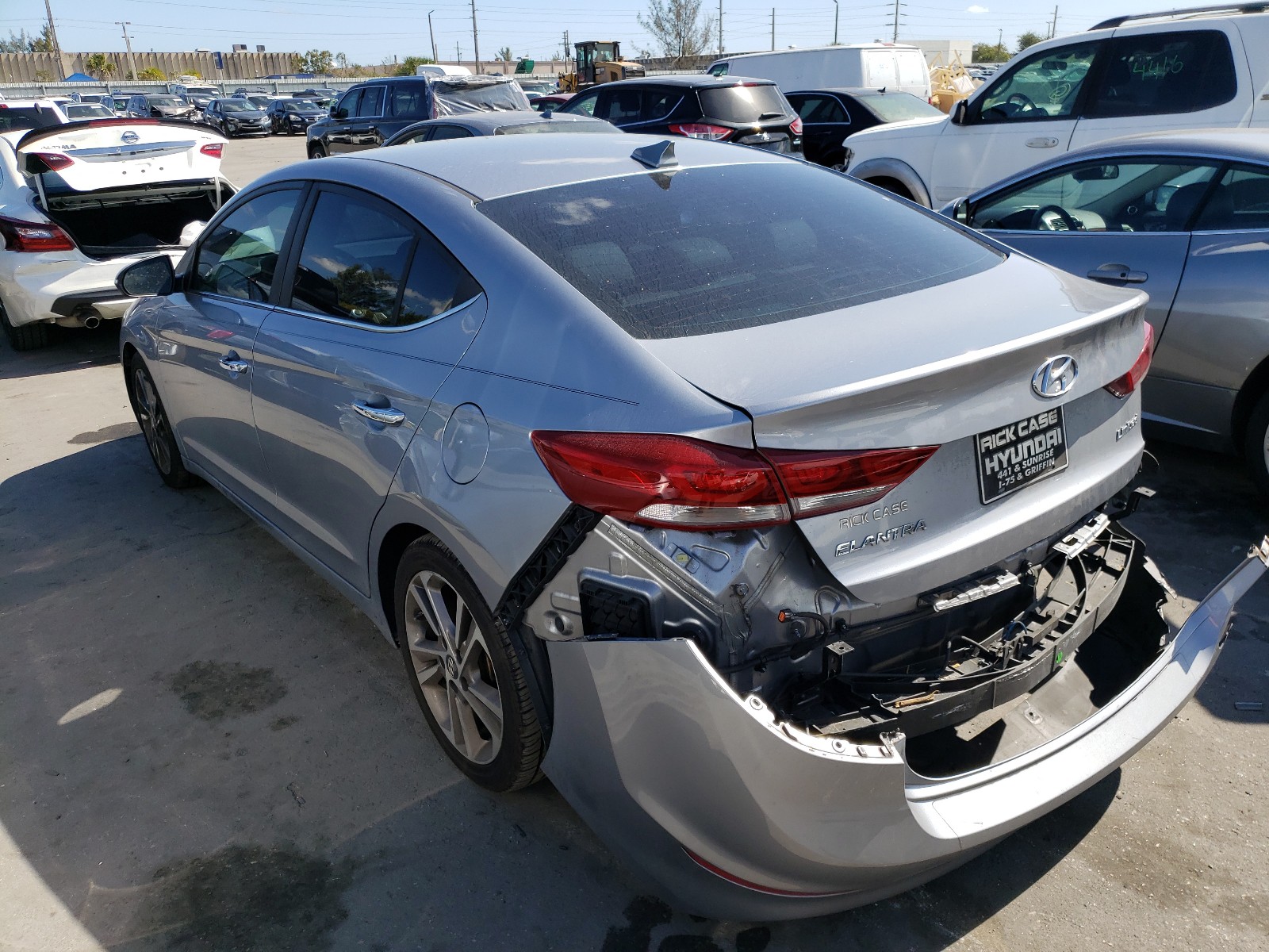 Photo 2 VIN: 5NPD84LF0HH017347 - HYUNDAI ELANTRA SE 