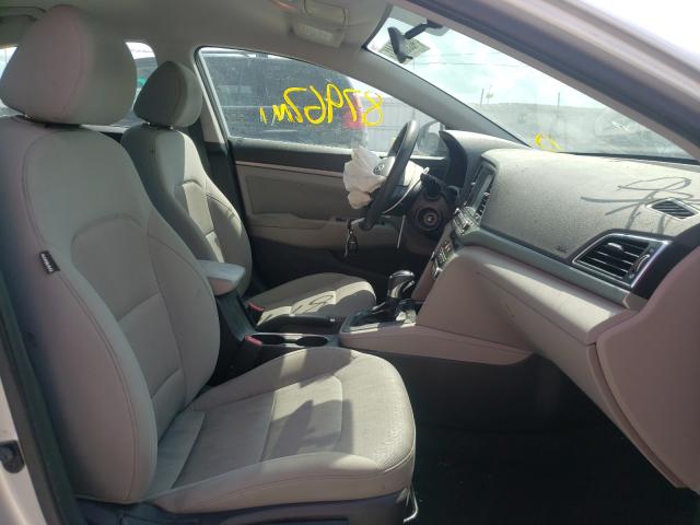 Photo 4 VIN: 5NPD84LF0HH030034 - HYUNDAI ELANTRA SE 