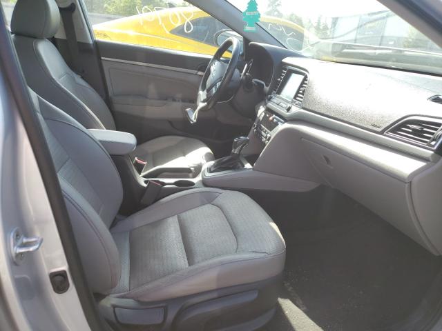 Photo 4 VIN: 5NPD84LF0HH035976 - HYUNDAI ELANTRA SE 