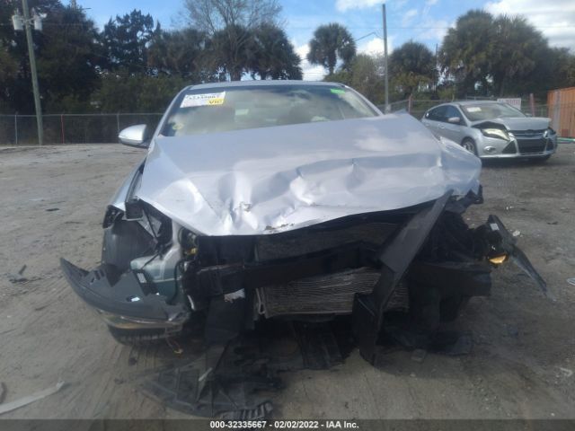 Photo 5 VIN: 5NPD84LF0HH038909 - HYUNDAI ELANTRA 