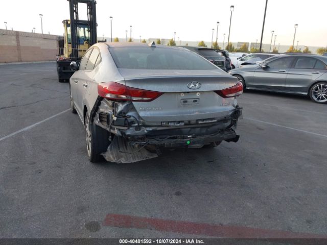 Photo 2 VIN: 5NPD84LF0HH044502 - HYUNDAI ELANTRA 