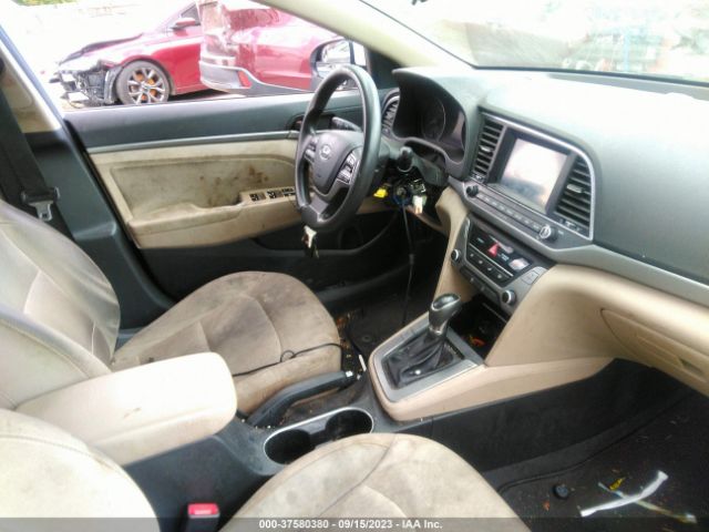 Photo 4 VIN: 5NPD84LF0HH044886 - HYUNDAI ELANTRA 