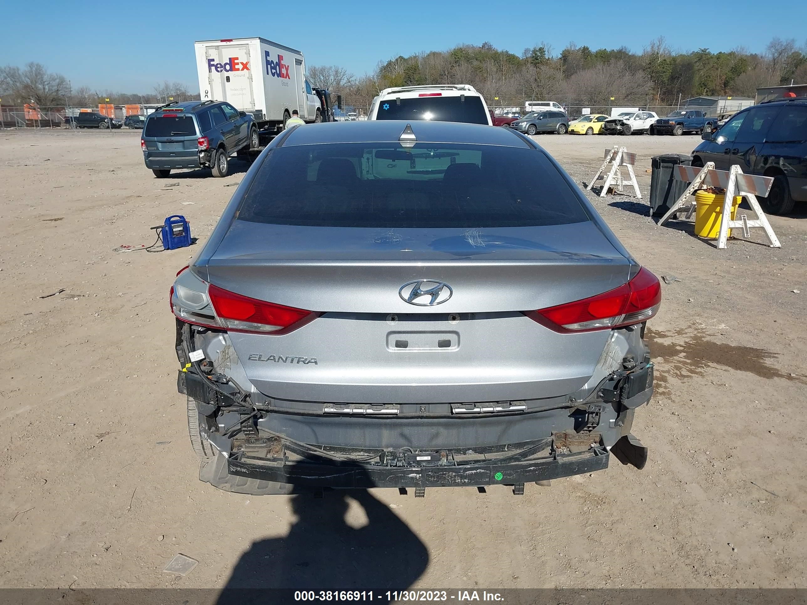 Photo 5 VIN: 5NPD84LF0HH050865 - HYUNDAI ELANTRA 