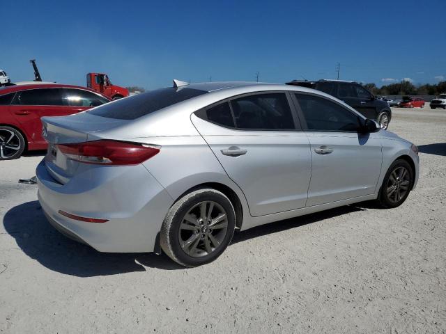 Photo 2 VIN: 5NPD84LF0HH053734 - HYUNDAI ELANTRA SE 