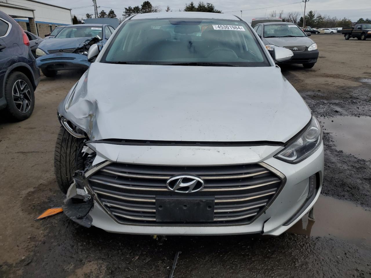 Photo 4 VIN: 5NPD84LF0HH063843 - HYUNDAI ELANTRA 