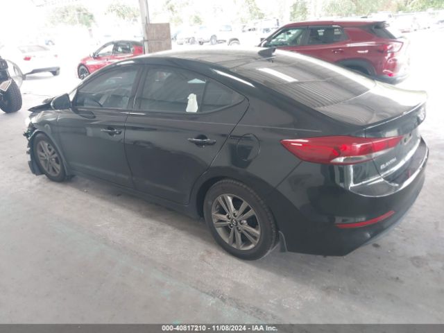 Photo 2 VIN: 5NPD84LF0HH066838 - HYUNDAI ELANTRA 