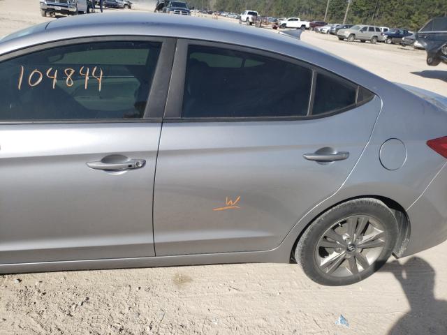 Photo 8 VIN: 5NPD84LF0HH070517 - HYUNDAI ELANTRA SE 