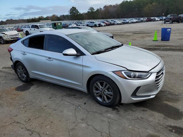 Photo 3 VIN: 5NPD84LF0HH072462 - HYUNDAI ELANTRA 