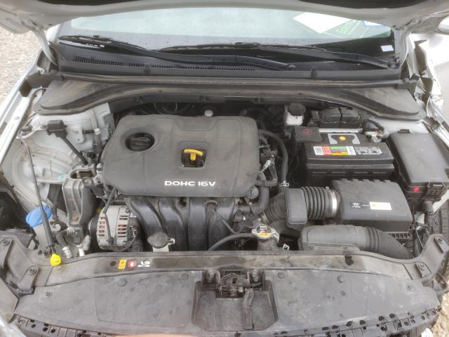 Photo 6 VIN: 5NPD84LF0HH073255 - HYUNDAI ELANTRA SE 