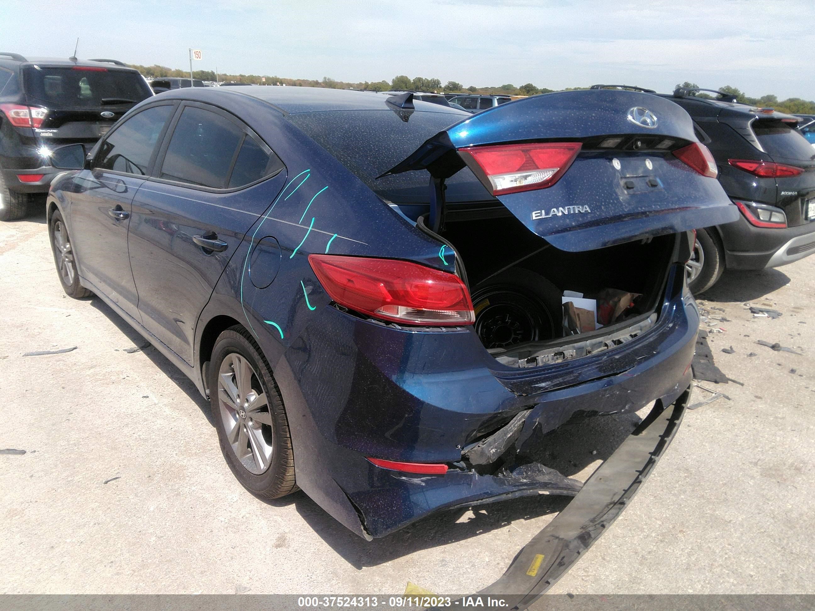 Photo 2 VIN: 5NPD84LF0HH079511 - HYUNDAI ELANTRA 