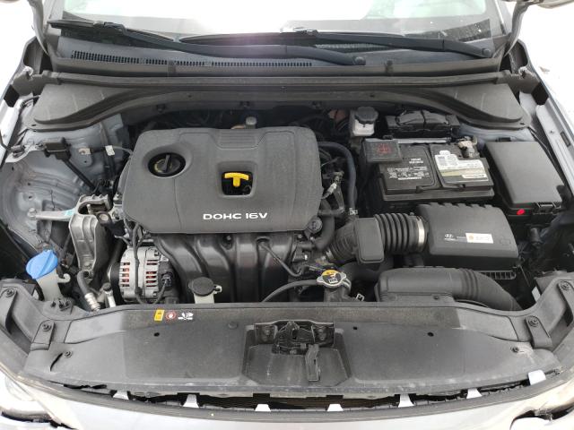 Photo 6 VIN: 5NPD84LF0HH084496 - HYUNDAI ELANTRA SE 