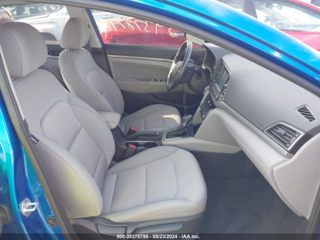 Photo 4 VIN: 5NPD84LF0HH089522 - HYUNDAI ELANTRA 