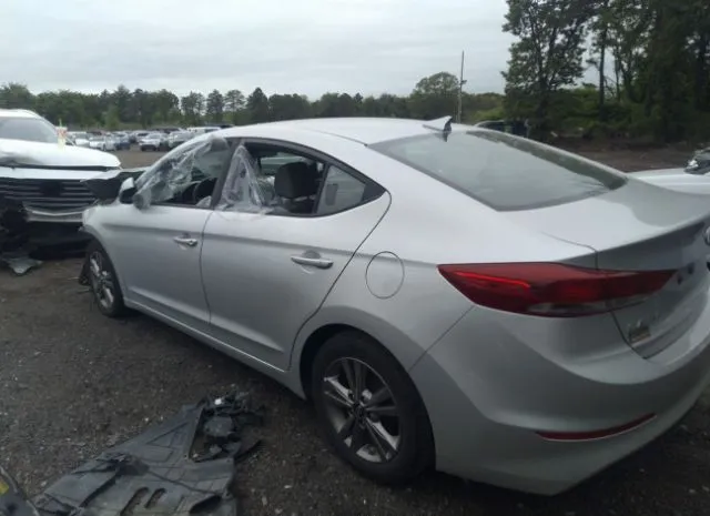 Photo 2 VIN: 5NPD84LF0HH094185 - HYUNDAI ELANTRA 