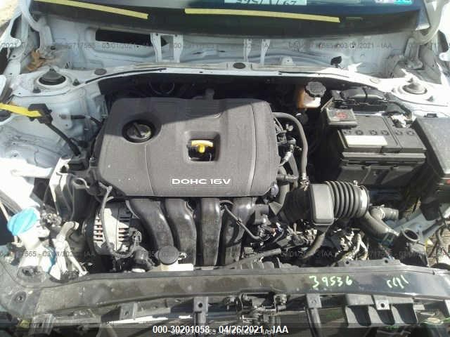 Photo 9 VIN: 5NPD84LF0HH111230 - HYUNDAI ELANTRA 