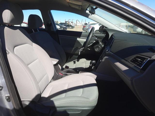 Photo 4 VIN: 5NPD84LF0HH111261 - HYUNDAI ELANTRA SE 