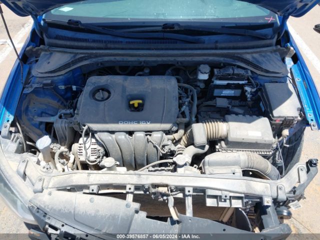 Photo 9 VIN: 5NPD84LF0HH117447 - HYUNDAI ELANTRA 