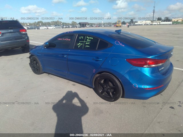 Photo 2 VIN: 5NPD84LF0HH120302 - HYUNDAI ELANTRA 