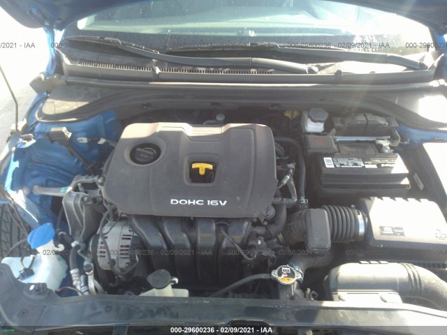 Photo 9 VIN: 5NPD84LF0HH120302 - HYUNDAI ELANTRA 