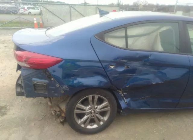 Photo 5 VIN: 5NPD84LF0HH128383 - HYUNDAI ELANTRA 