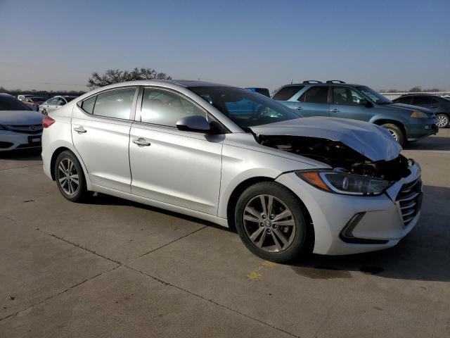 Photo 3 VIN: 5NPD84LF0HH142039 - HYUNDAI ELANTRA SE 