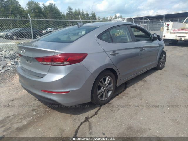 Photo 3 VIN: 5NPD84LF0HH154952 - HYUNDAI ELANTRA 