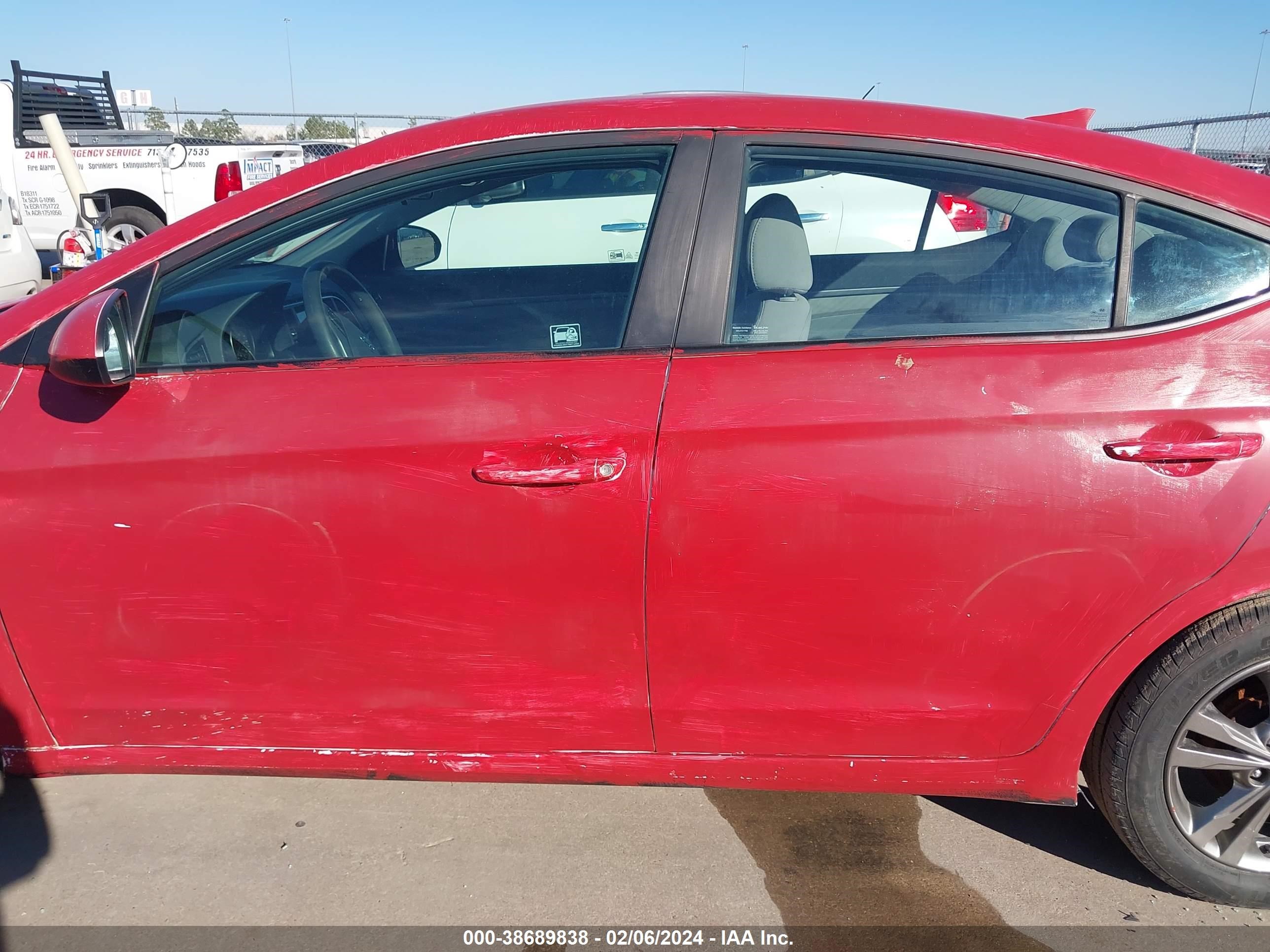 Photo 13 VIN: 5NPD84LF0HH155566 - HYUNDAI ELANTRA 