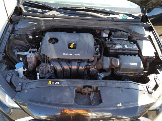 Photo 6 VIN: 5NPD84LF0HH158094 - HYUNDAI ELANTRA SE 