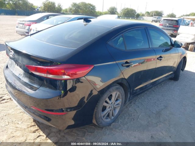 Photo 3 VIN: 5NPD84LF0HH170200 - HYUNDAI ELANTRA 