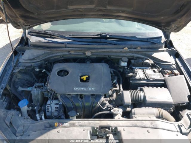 Photo 9 VIN: 5NPD84LF0HH170200 - HYUNDAI ELANTRA 