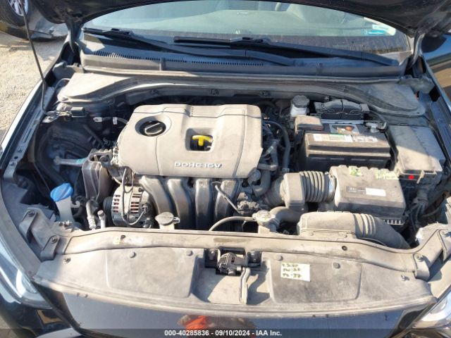 Photo 9 VIN: 5NPD84LF0HH186266 - HYUNDAI ELANTRA 