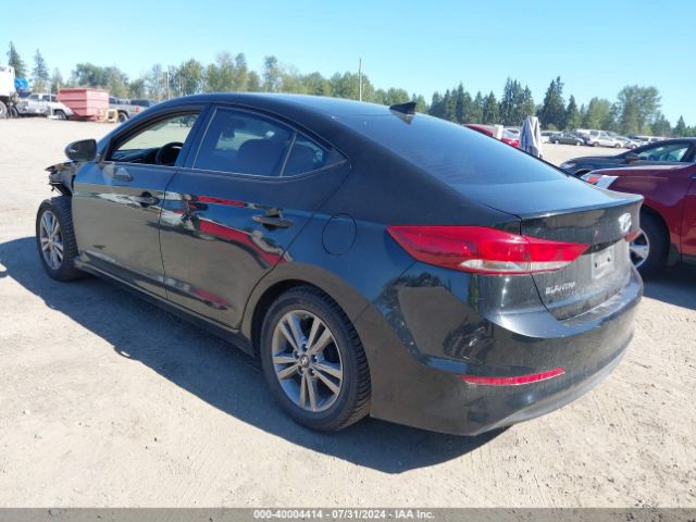 Photo 2 VIN: 5NPD84LF0HH191676 - HYUNDAI ELANTRA 