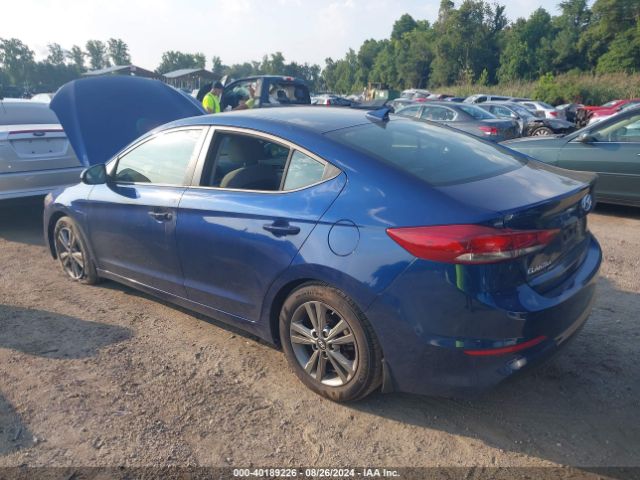 Photo 2 VIN: 5NPD84LF0JH219725 - HYUNDAI ELANTRA 