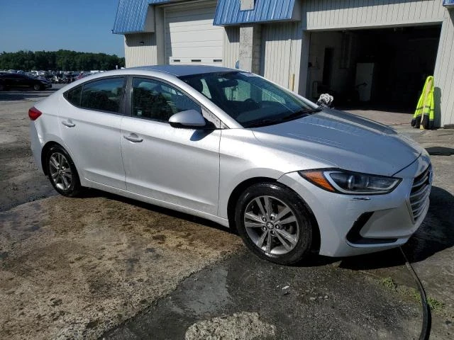 Photo 3 VIN: 5NPD84LF0JH227856 - HYUNDAI ELANTRA SE 