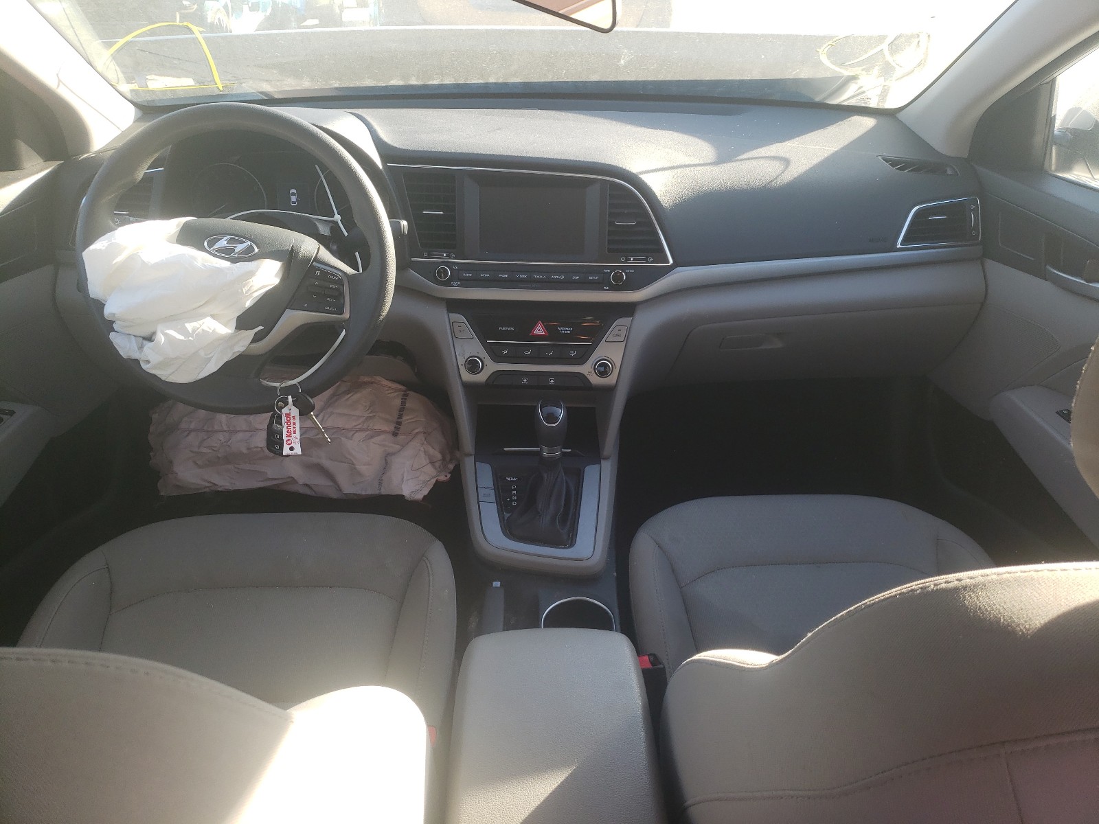 Photo 8 VIN: 5NPD84LF0JH230157 - HYUNDAI ELANTRA SE 