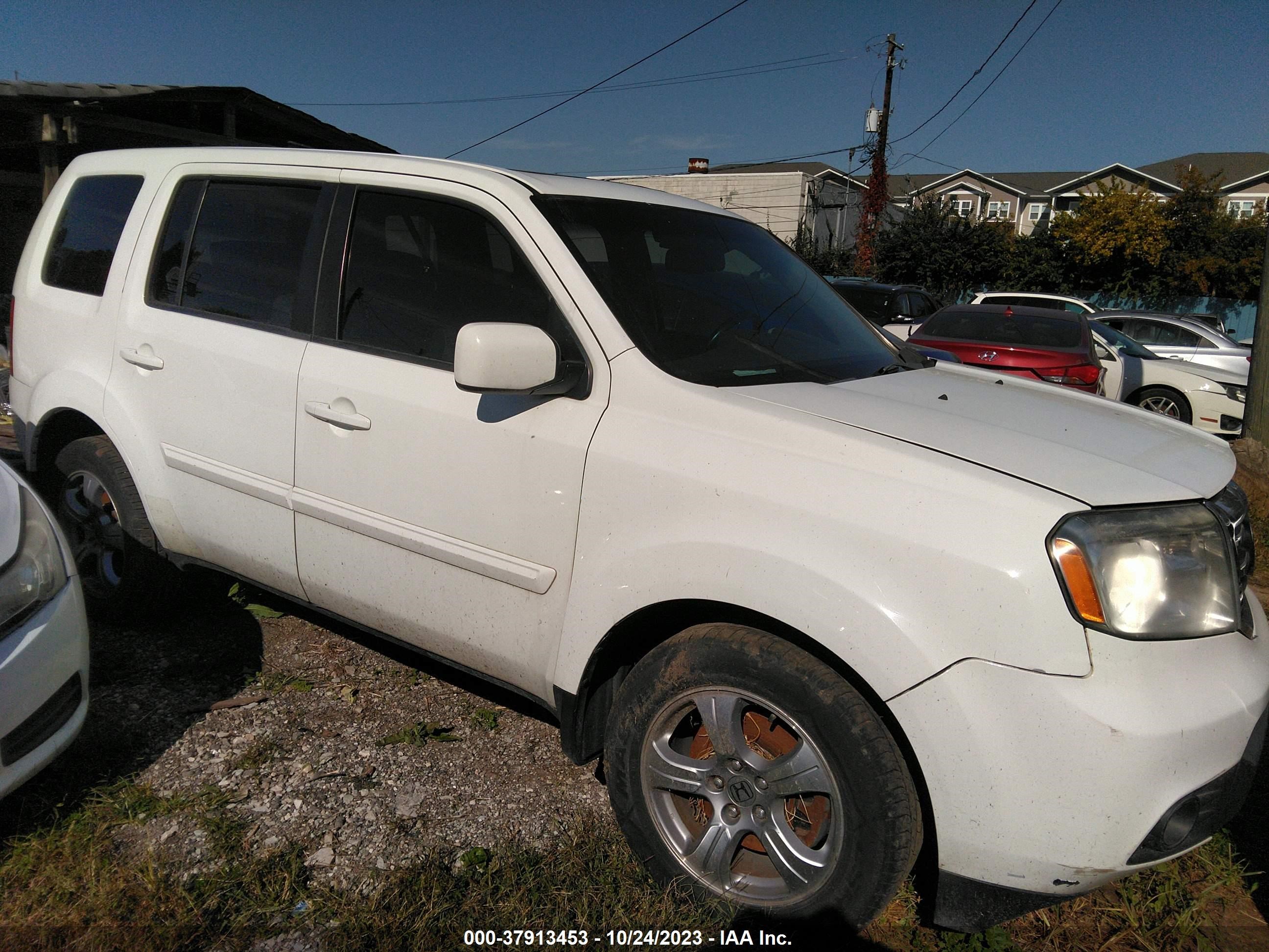 Photo 0 VIN: 5NPD84LF0JH230160 - HONDA PILOT 