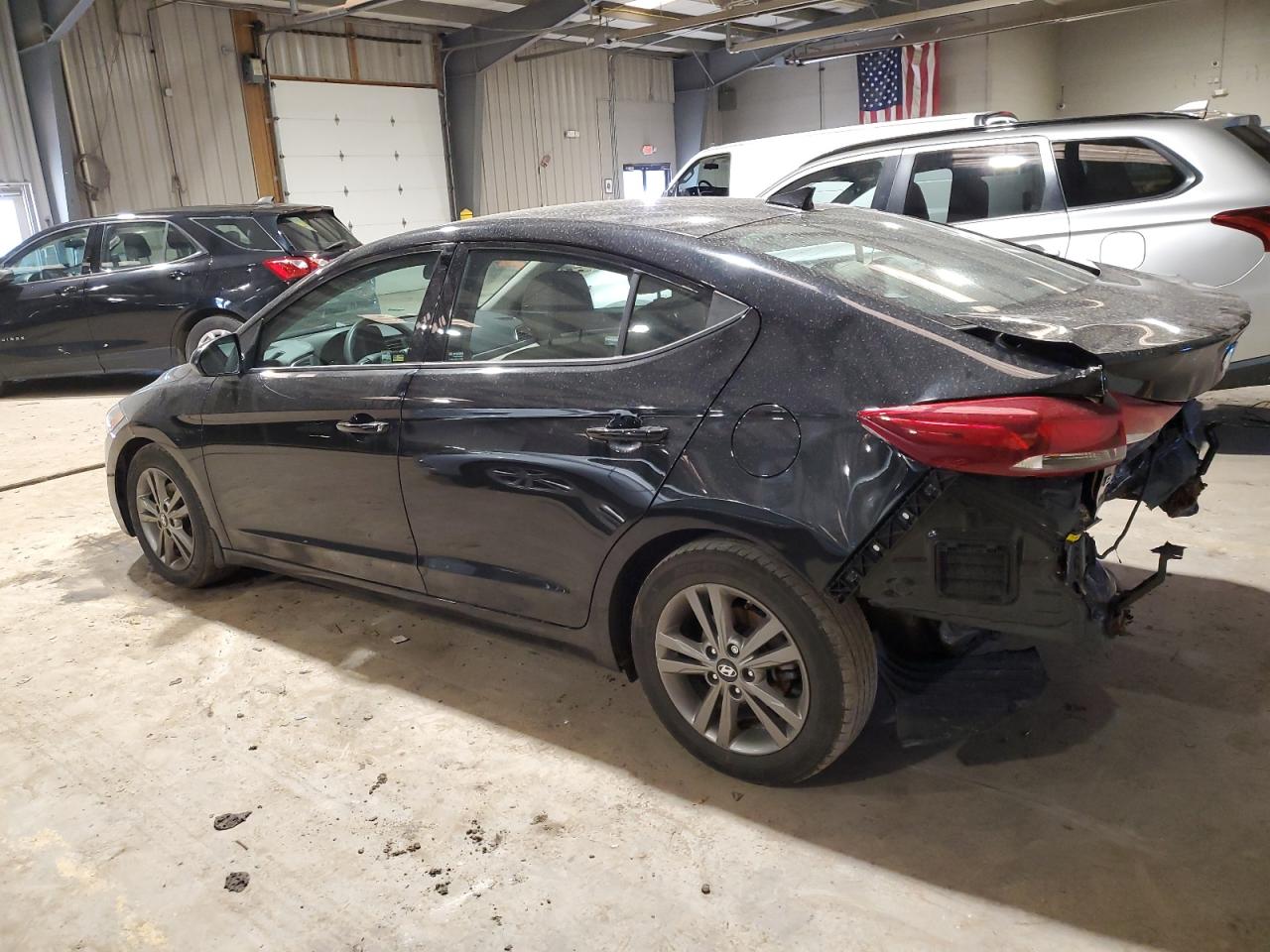 Photo 1 VIN: 5NPD84LF0JH233186 - HYUNDAI ELANTRA 