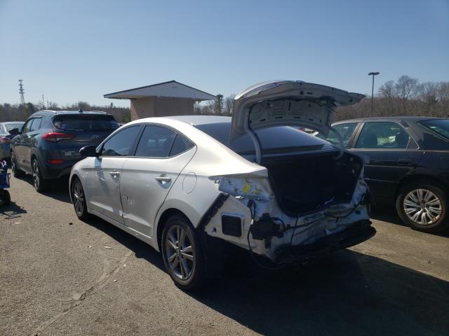 Photo 2 VIN: 5NPD84LF0JH233947 - HYUNDAI ELANTRA SE 