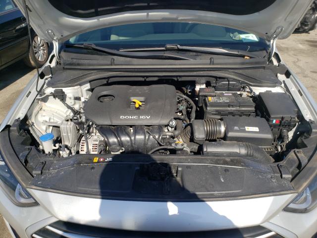 Photo 6 VIN: 5NPD84LF0JH233947 - HYUNDAI ELANTRA SE 