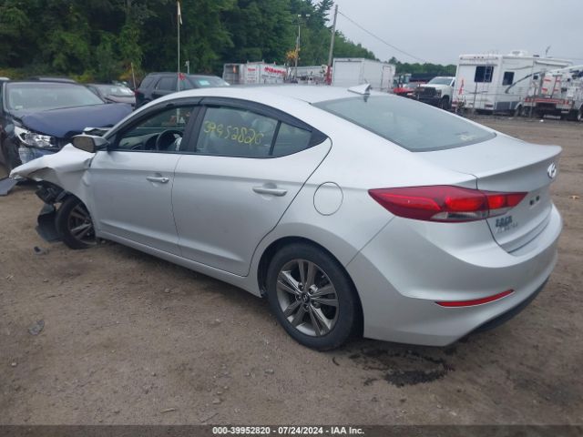 Photo 2 VIN: 5NPD84LF0JH254121 - HYUNDAI ELANTRA 