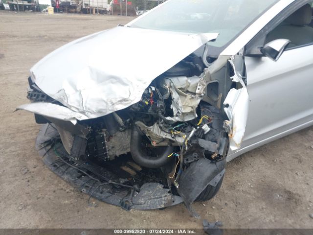 Photo 5 VIN: 5NPD84LF0JH254121 - HYUNDAI ELANTRA 