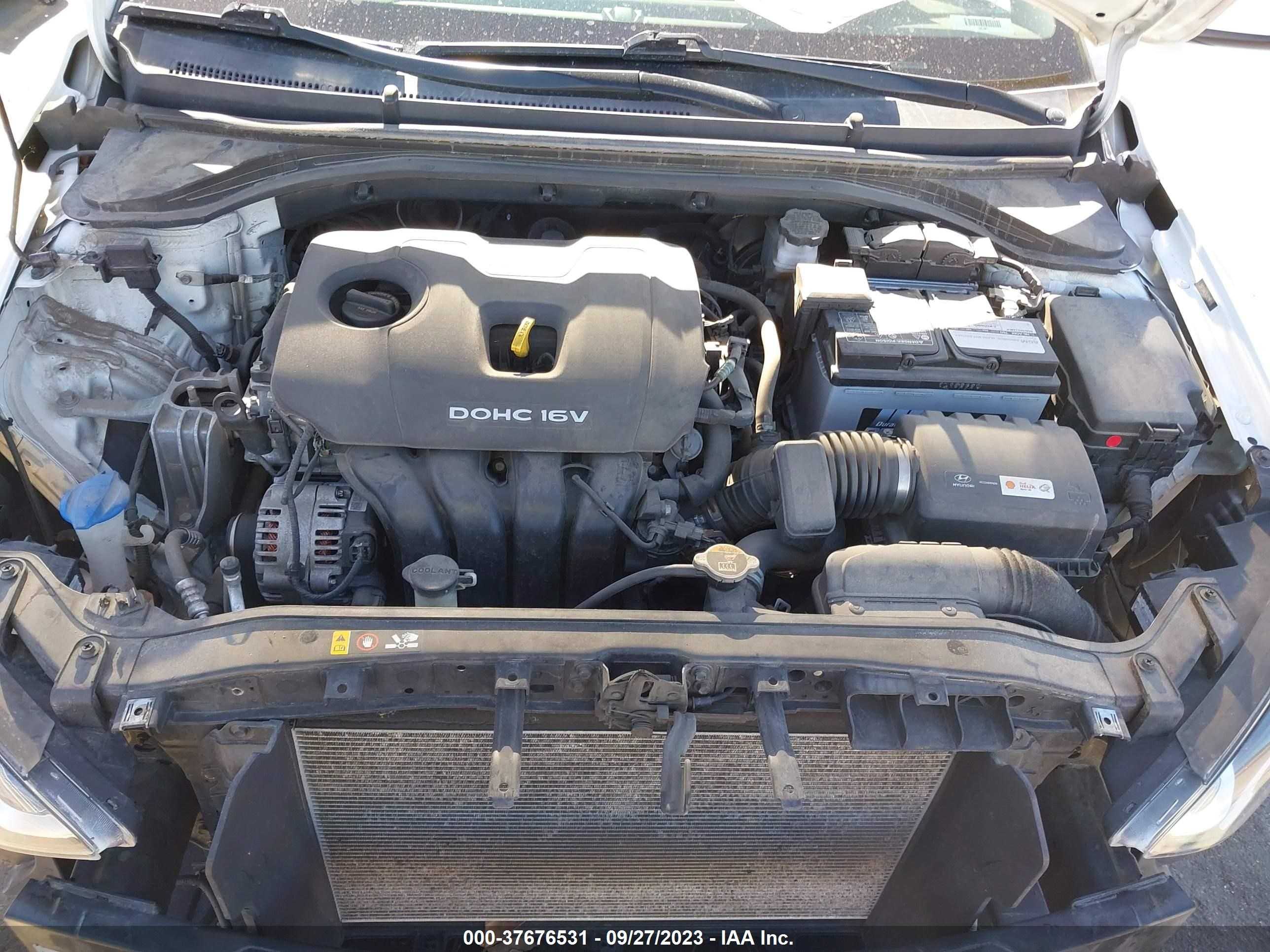 Photo 9 VIN: 5NPD84LF0JH256886 - HYUNDAI ELANTRA 