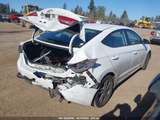 Photo 3 VIN: 5NPD84LF0JH257472 - HYUNDAI ELANTRA 