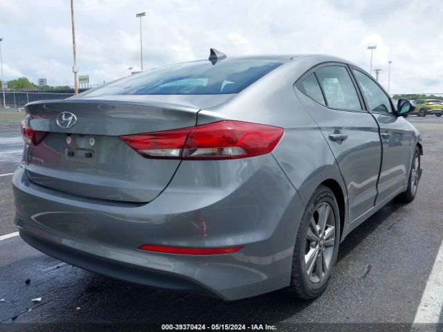 Photo 3 VIN: 5NPD84LF0JH260839 - HYUNDAI ELANTRA 